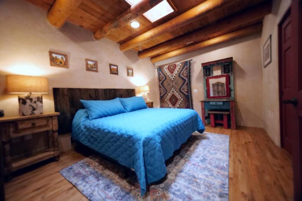 Magical Santa Fe Stay, Minutes From Town Square, Sleeps 4, Includes Free Parking And Outdoor Hot Tub! المظهر الخارجي الصورة